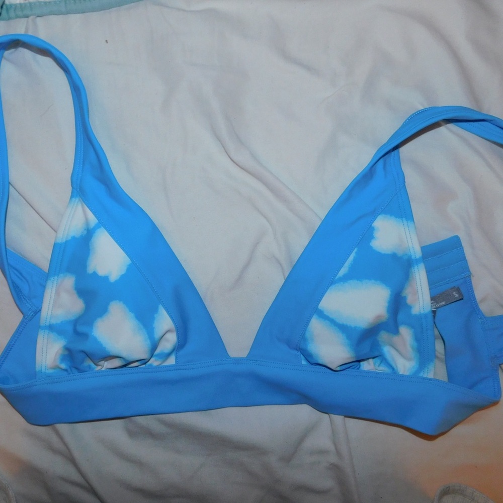 Swim suit top